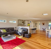 Seaview Apartment - Airlie Beach Holiday