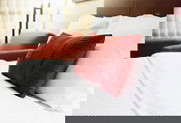 Annabelle Of Healesville Bed And Breakfast - Airlie Beach Holiday 0