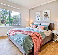 2 Bedroom Apt in Glenelg With Air Con - Airlie Beach Holiday