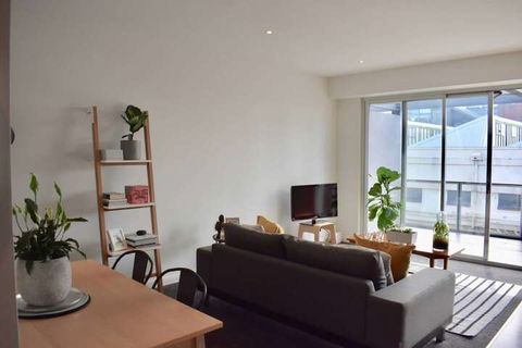 Stylish 1 Bedroom Apartment By Melbourne Park In Richmond - Airlie Beach Holiday 5