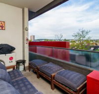Modern 1BD in the Heart of Richmond w / Pool  Gym - Airlie Beach Holiday