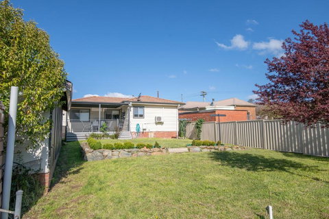 Autumn St. Trendy East Orange Near CBD - Airlie Beach Holiday 6