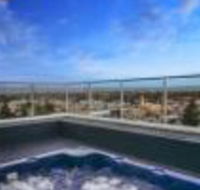 Glenelg Skyline Penthouse WiFi - Airlie Beach Holiday