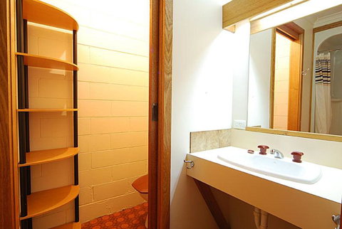 Alpine Haven 7 - Airlie Beach Holiday 1