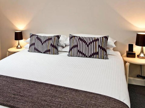 Ryals Serviced Apartments Camperdown - Airlie Beach Holiday 6