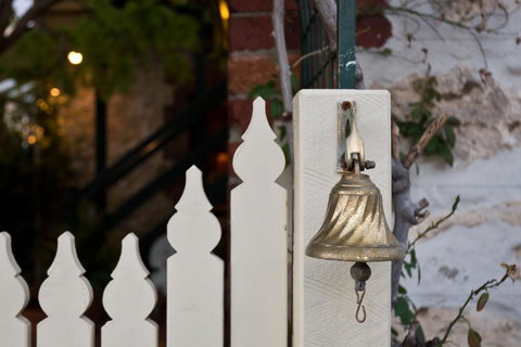 Annies Victorian Terrace Accommodation Fremantle - Airlie Beach Holiday 2