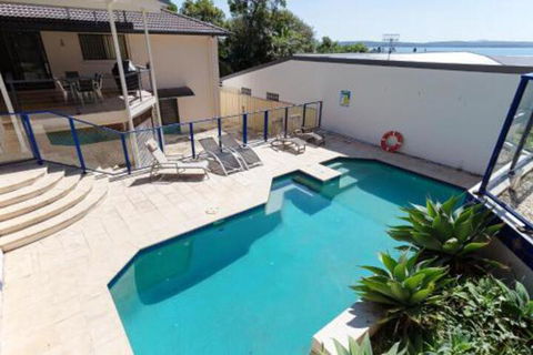 Kallaroo Street 3 Corlette - Airlie Beach Holiday 4