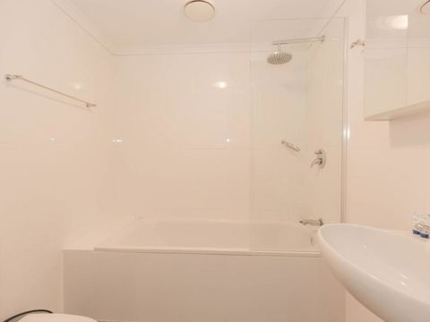 Edge 6 / 16 Clyde Street - Airlie Beach Holiday 6