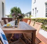 Spinnakers Waterfront - Airlie Beach Holiday