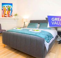 Minutes From the Beach Shops  Parks Free Wifi Nespresso Netflix - Airlie Beach Holiday