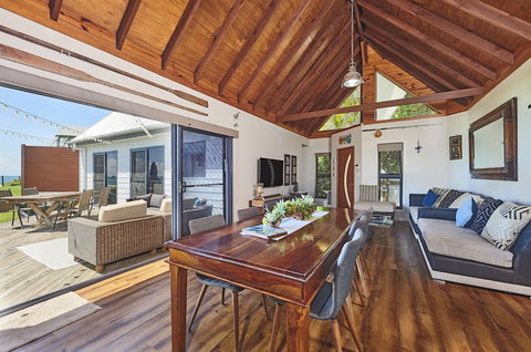 A PERFECT STAY - Belongil On The Beach - Airlie Beach Holiday 3