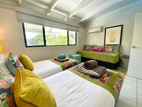 Absolute Beachfront - Airlie Beach Holiday 6