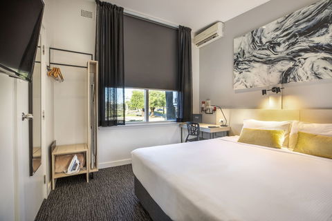 Nightcap At Colyton Hotel - Airlie Beach Holiday 6