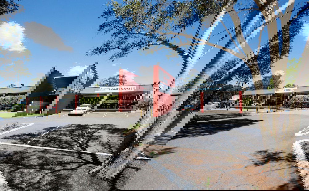 Colyton NSW Airlie Beach Holiday
