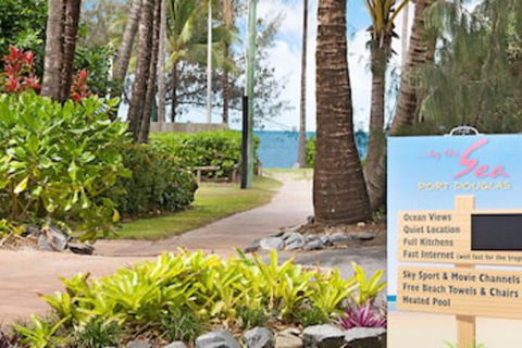 By The Sea Port Douglas - Airlie Beach Holiday 0