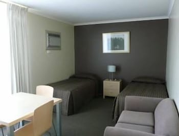 Keilor Motor Inn - Airlie Beach Holiday 3