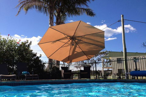 Lakeside Holiday Apartments Merimbula - Airlie Beach Holiday 3