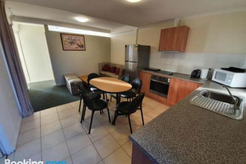 16 Lakeview Plaza - Airlie Beach Holiday 4