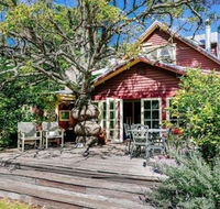 LAVENDER COTTAGE Alpine Southern Highlands 4pm Check Out Sundays - Airlie Beach Holiday