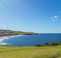 COASTLINE Boat Harbour Gerringong 4pm check out Sundays - Airlie Beach Holiday