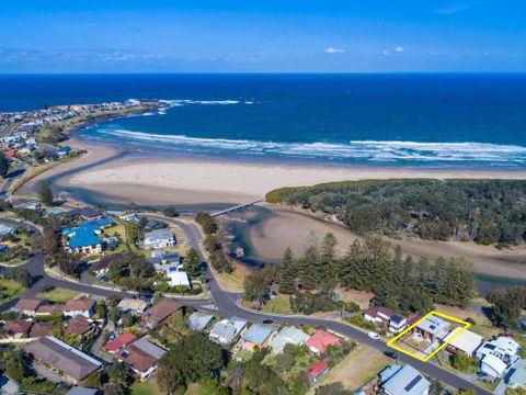 FAIRYTALE Gerroa 4pm Check Out Sundays - Airlie Beach Holiday 2