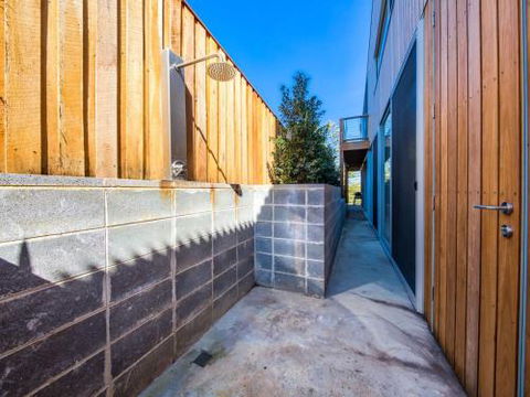 FAIRYTALE Gerroa 4pm Check Out Sundays - Airlie Beach Holiday 6