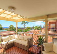 Pollys Escape Main House Cottage Vincentia 4pm Check Out Sundays - Airlie Beach Holiday