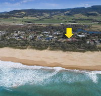 THE PACIFIC Werri Beach Gerringong 4pm check out Sunday - Airlie Beach Holiday