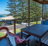 CARMELONE Gerroa 4pm check out on Sundays - Airlie Beach Holiday