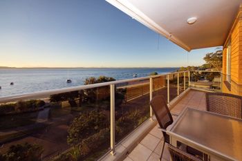 Kiah Unit 1 / 53 Victoria Parade - Airlie Beach Holiday 1