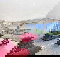 Shemara - Airlie Beach Holiday