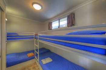 Kahlers Oasis Caravan Park - Airlie Beach Holiday 3