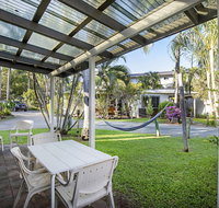 Bush Village Holiday Cabins - Airlie Beach Holiday