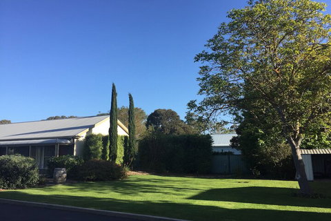 Alexander Cameron Suites - Airlie Beach Holiday 1