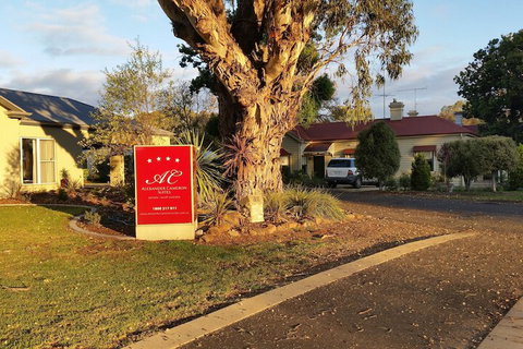 Alexander Cameron Suites - Airlie Beach Holiday 4