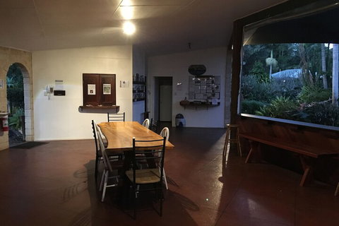 Alstonville Country Cottages - Airlie Beach Holiday 6