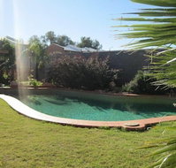 Desert Rose Inn Alice Springs - Airlie Beach Holiday