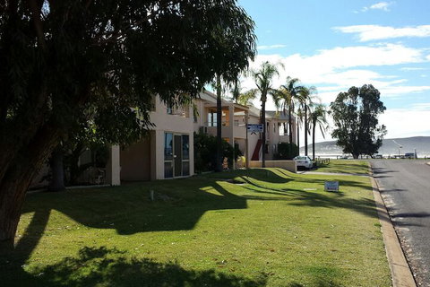 Kalbarri Murchison View Apartments - Airlie Beach Holiday 1