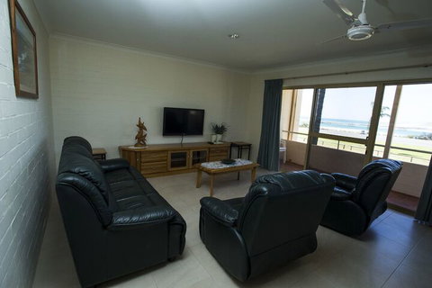 Kalbarri Murchison View Apartments - Airlie Beach Holiday 7