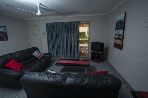 Kalbarri Murchison View Apartments - Airlie Beach Holiday 4