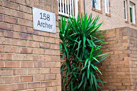 Adelaide Dresscircle Apartments Archer Street - Airlie Beach Holiday 1