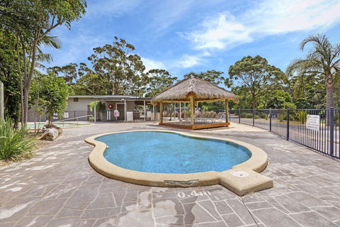 Seven Mile Beach Holiday Park - Airlie Beach Holiday 0