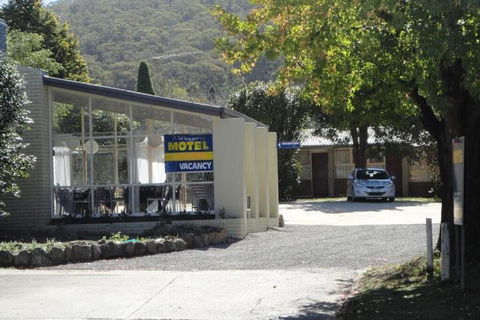 Mittagong Motel - Airlie Beach Holiday 4