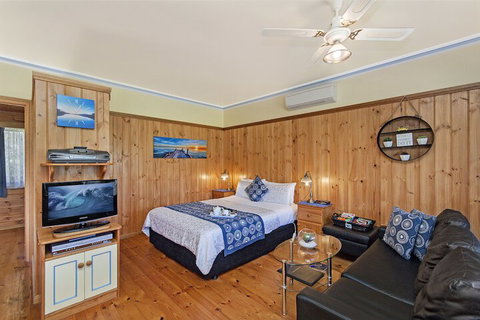 Sails Elegant Spacious Beach Villa - Airlie Beach Holiday 7