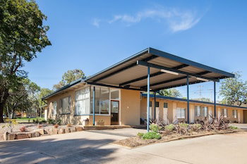 Gulgong Motel - Airlie Beach Holiday 3