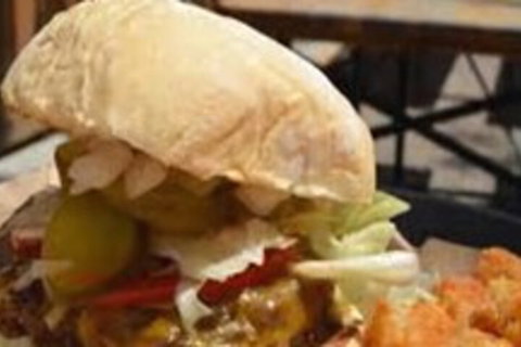 Australian Hotel - Airlie Beach Holiday 4