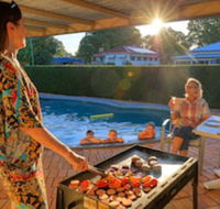 Binalong Motel - Airlie Beach Holiday