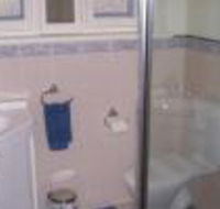 MacDonnell House Naracoorte - Airlie Beach Holiday