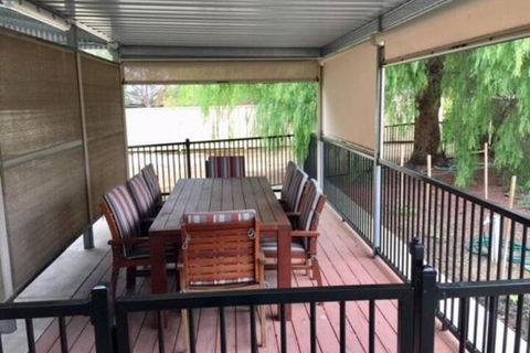 MacDonnell House Naracoorte - Airlie Beach Holiday 2