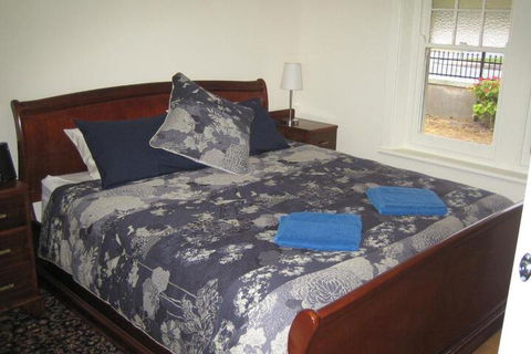 MacDonnell House Naracoorte - Airlie Beach Holiday 6